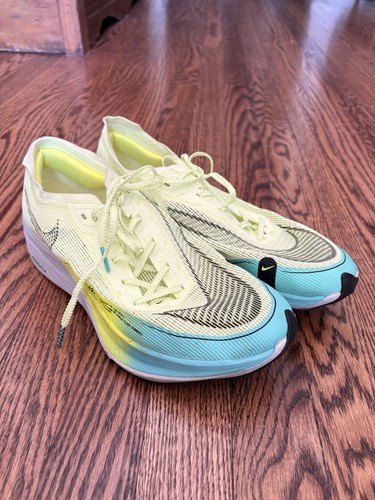 Size nike zoomx vaporfly - size,